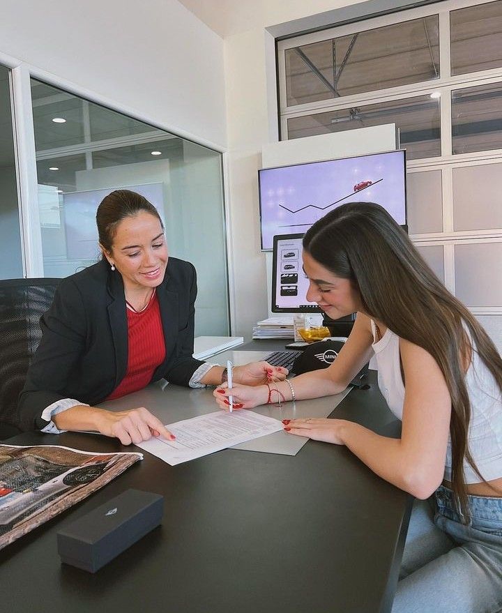 EVVA Agencia contact